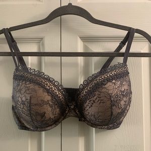 Victoria’s Secret push-up bra